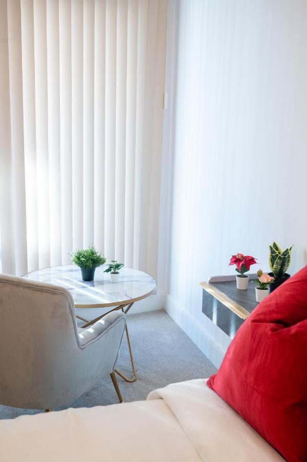 Luxury 2 Bedrooms - 2 Bathrooms - F5 London Luaran gambar