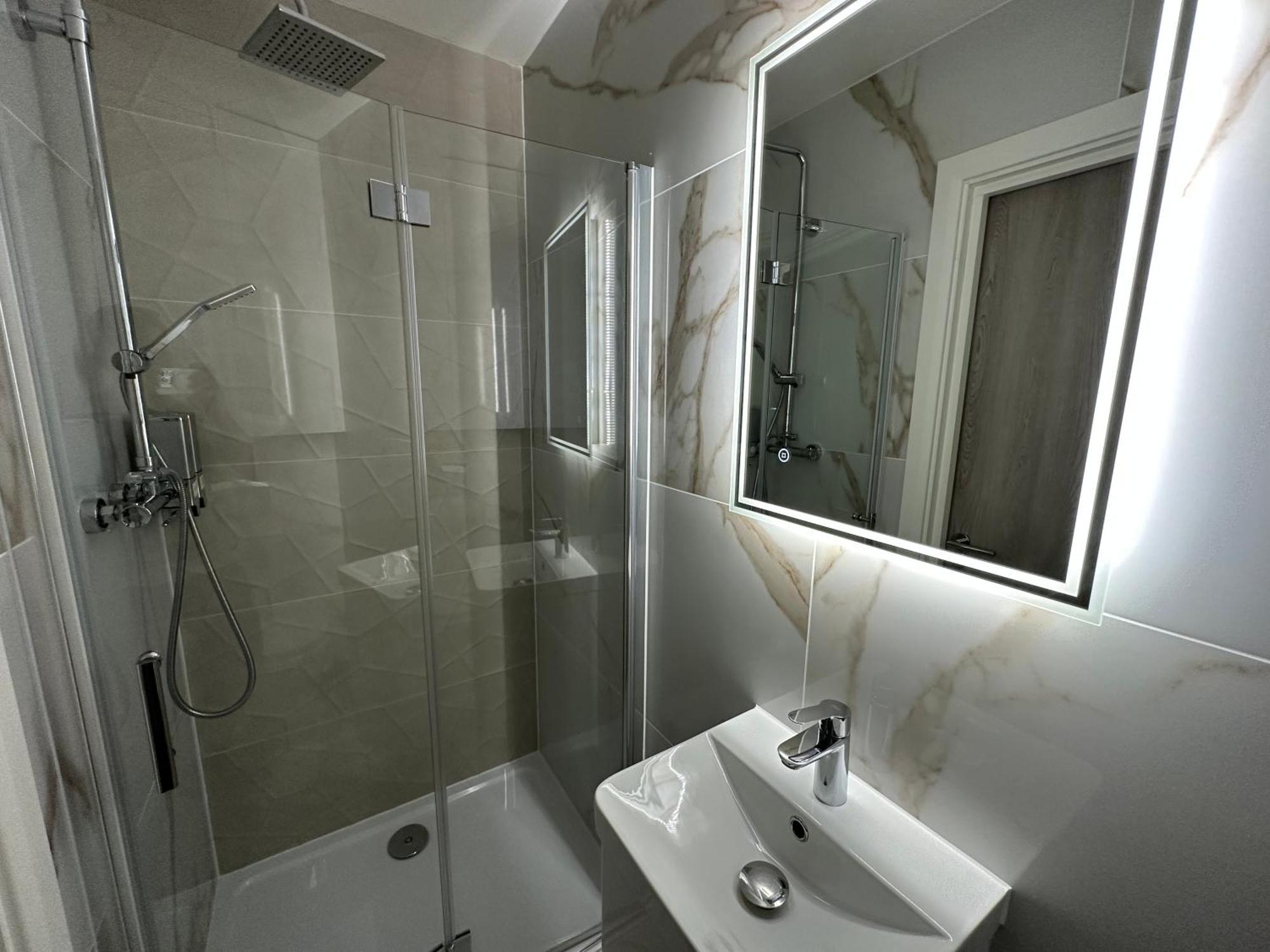 Luxury 2 Bedrooms - 2 Bathrooms - F5 London Luaran gambar