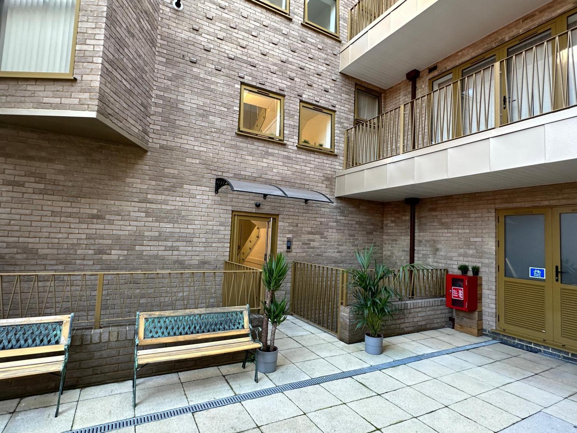 Luxury 2 Bedrooms - 2 Bathrooms - F5 London Luaran gambar